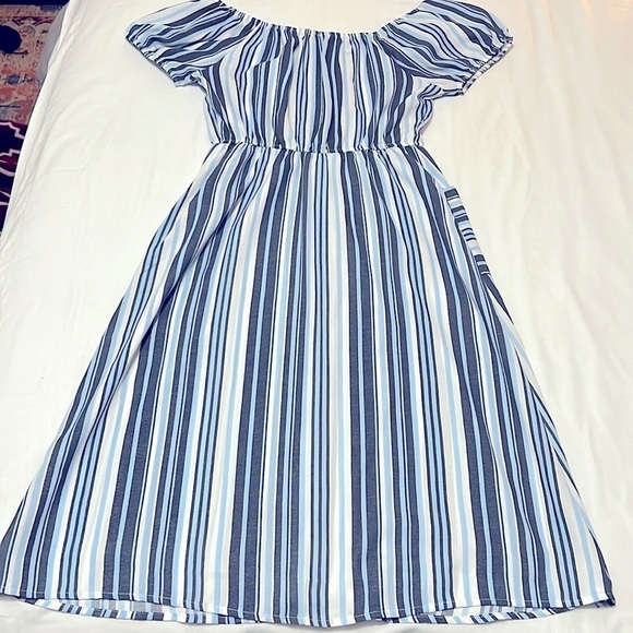 Naif Striped Peasant Dress - Picture 2 of 4